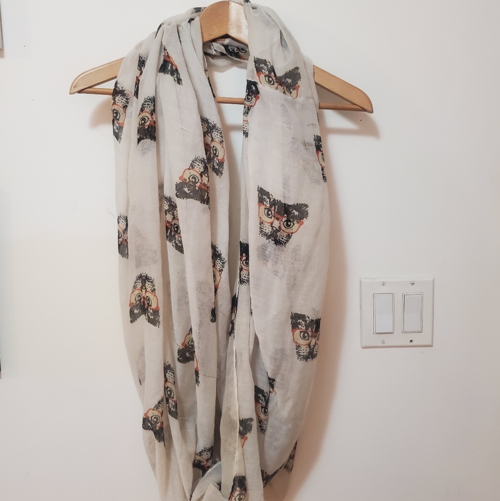 Cat face Infinity Scarf